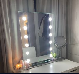 IMPRESSIONS Vanity Mirror 