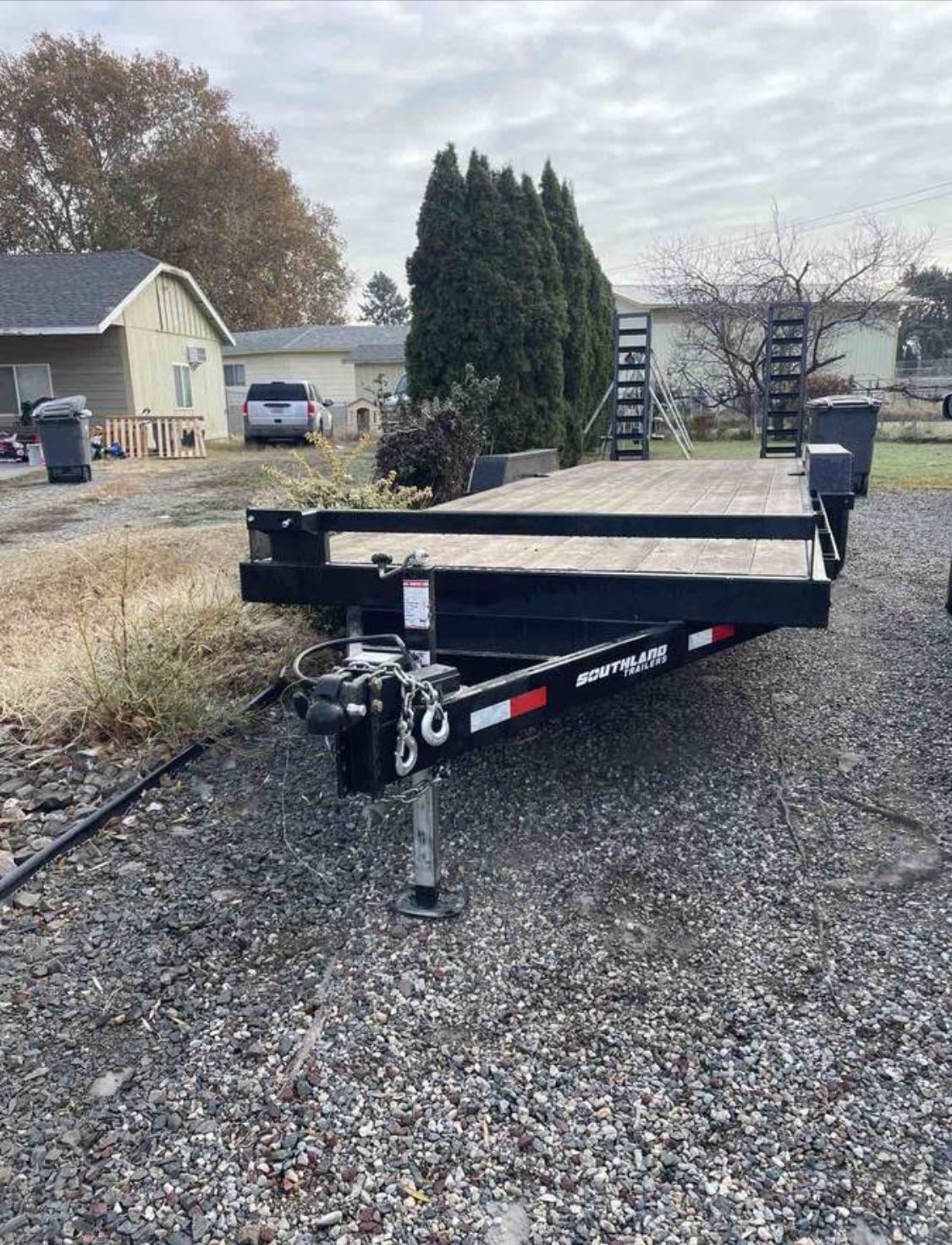 Southland Flatbed/Car hauler trailer