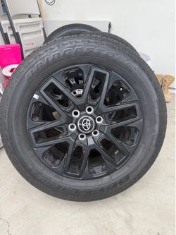Toyota Tundra Tires/Wheels