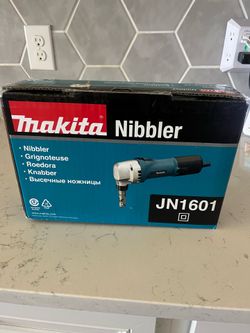 Makita Nibbler
