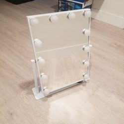 Small 16 X 12 - Lighted Vanity Mirror