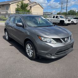 2017 Nissan Rogue sport AWD