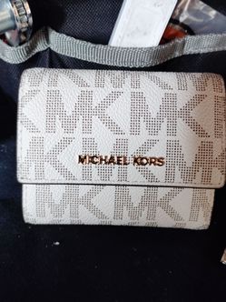 Micheal kors card wallet