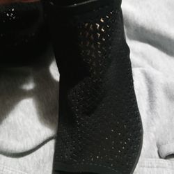 Shoes Size 6 Black