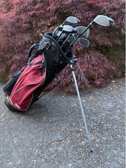 Men’s golf clubs/bag