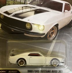 Hot Wheels Premium Fast & Furious 69 Ford Mustang Boss 302