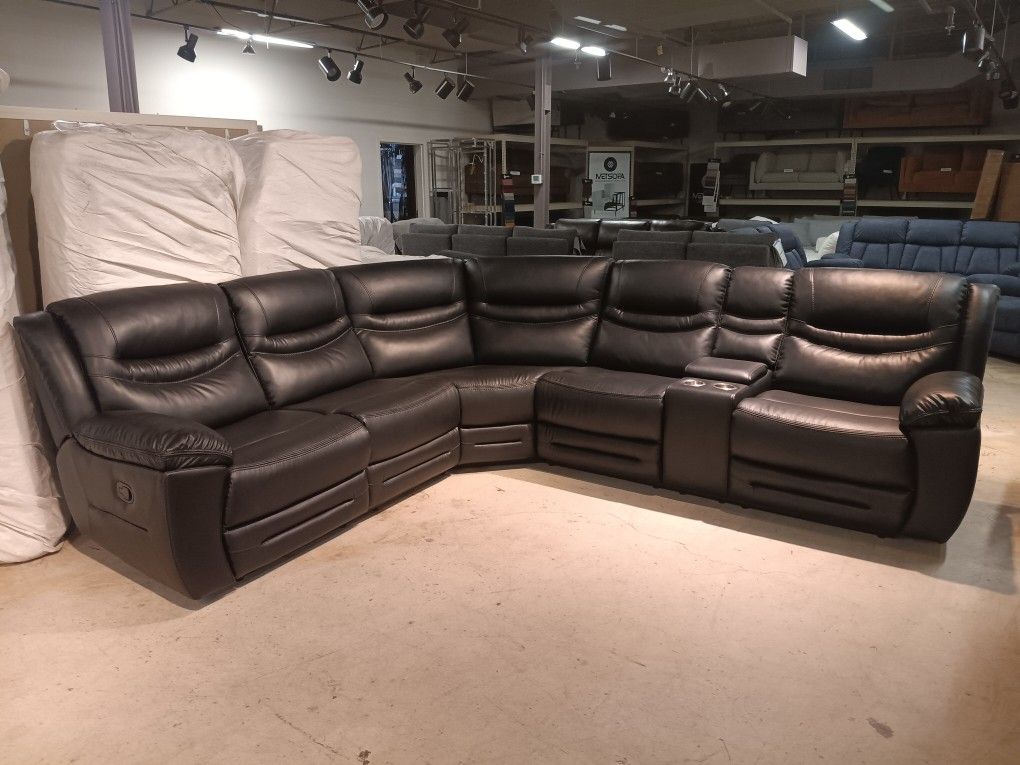 Bonnie Sectional