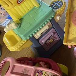 Kids Kitchen And the block wagon