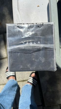 Tesla Combo Adapter