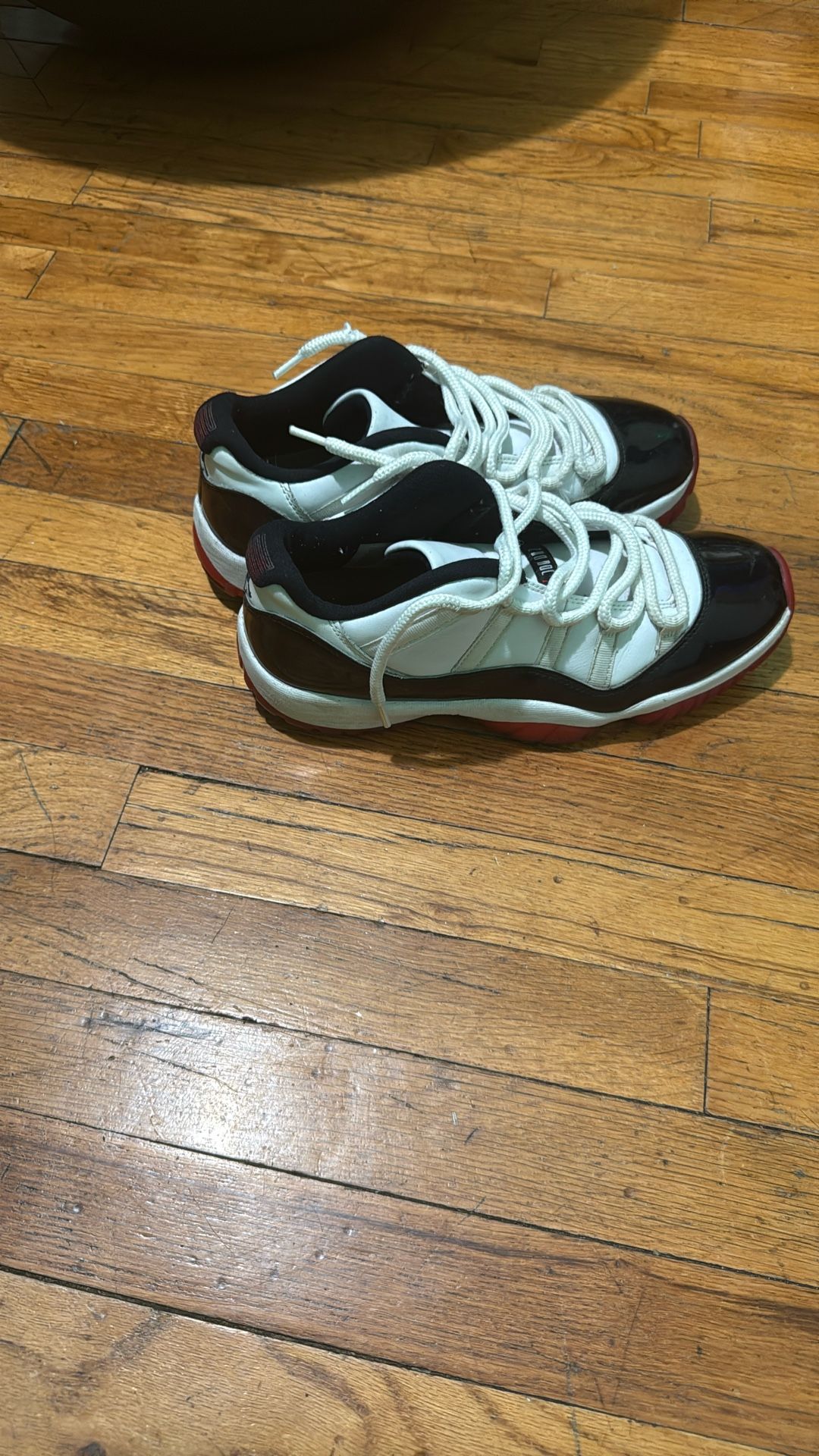Jordan Low Top 11s