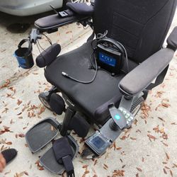 M300 Heavy Duty Electric Wheelchair Like New