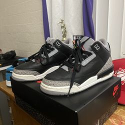 Jordan 3 Black Cement Size 4y 