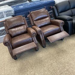 2 Recliner Chairs Brand New $299 For Both 