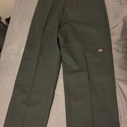 42X32 Loose Fit Dickies 