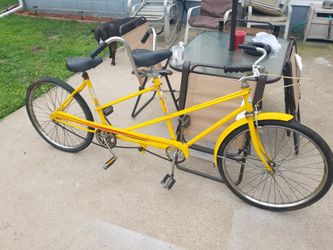 BICYCLE STREAMERS YELLOW FITS MANY BIKES SCHWINN SEARS HUFFY AND OTHERS NEW