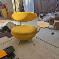 Mid Century Modern Swivel Chair