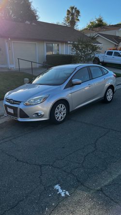 2012 ford focus se