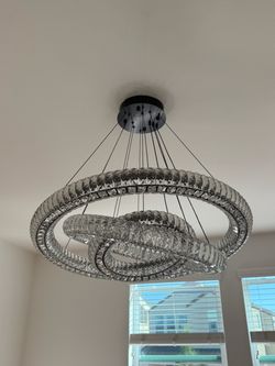 Chandelier Great Condition