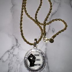 ✨Premium Gold Rope Chain +Statement Pendant✨