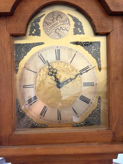 Grandfather clock tempus fugis as is