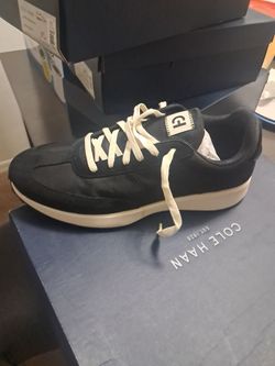 black shoes size 11