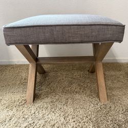 Gray Upholstered Ottoman/stool