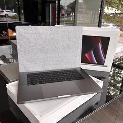 Apple 16” MacBook Pro M2 Max Chip 12-Core CPU 38-Core GPU 32GB Ram 1TB SSD! New! 90 day warranty!