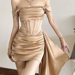 Women's Solid Color Pleated Off Shoulder High Waist Fitted Sheer Dress