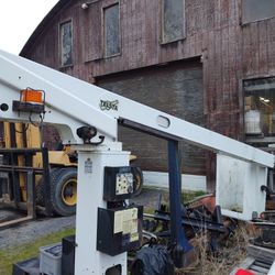 Bucket Lift Off Of Service Truck