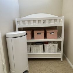 Changing Table and diaper Pale 