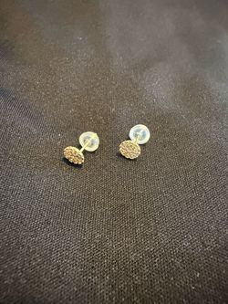 10k gold earrings