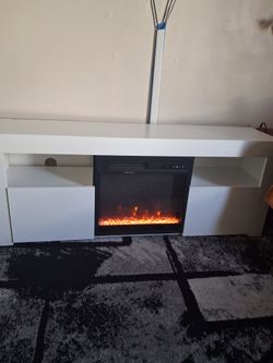 TV entertainment console with electronic fireplace