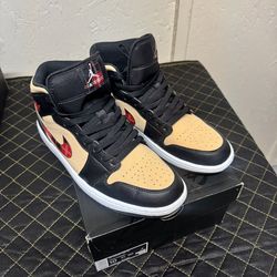 Nike Air Jordan 1 Mid SE