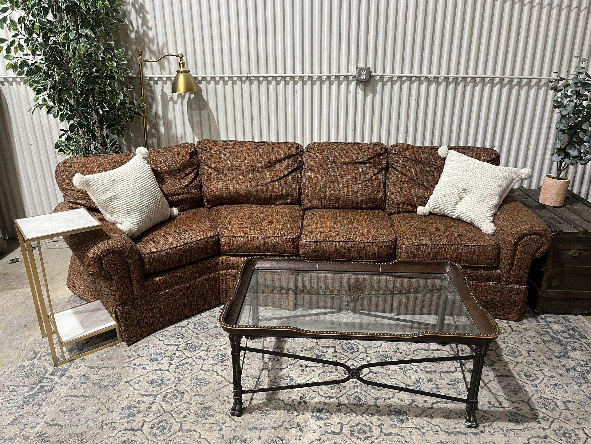 Large Cuddle Corner Sectional Sofa Couch - 2pcs - Washable - Comfy - Cleaned - Delivery Available