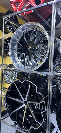 INFAMOUS RACING WHEELS $40 DOWN