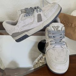 New LV Men’s Shoes.