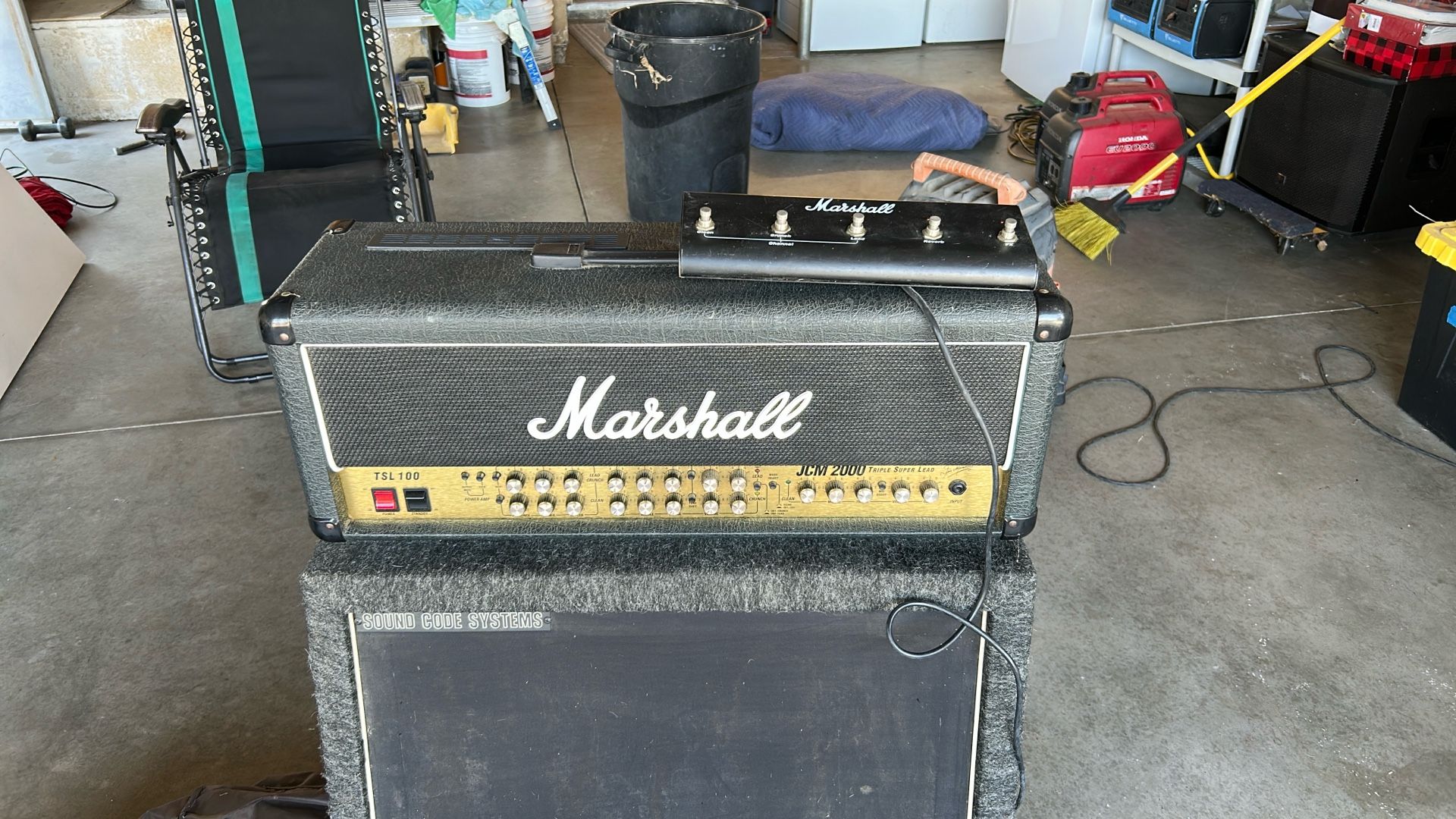 Marshall. Amp Head