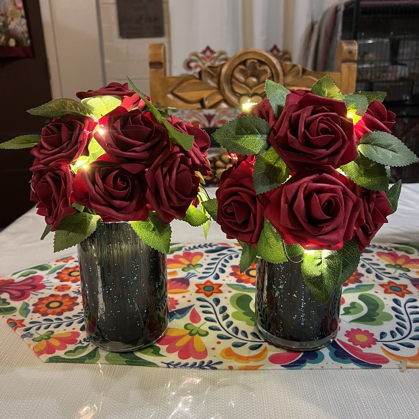 Skull Día De Los Muertos Flower, Foam Red Roses, 2 Vases for Sale in  Phoenix, AZ - OfferUp