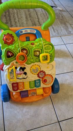 Baby walker with music and activities