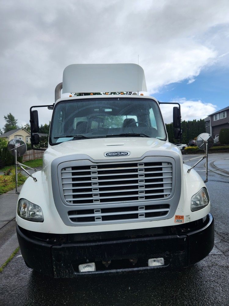 Semi Tractor