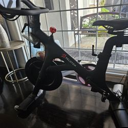 Peloton 