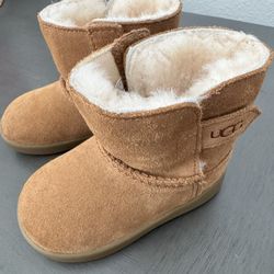Baby Uggs