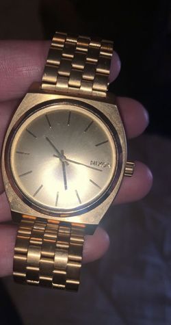 GOLD NIXON TIME TELLER WATCH