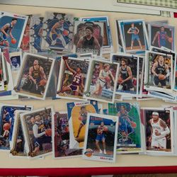 BASKETBALL CARDS 