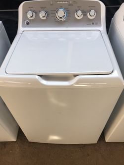 GE electric wascher machine new open box $400