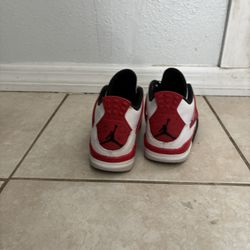 Jordan 4
