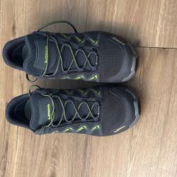 Lowa GTX Hiking Shoes – Like New