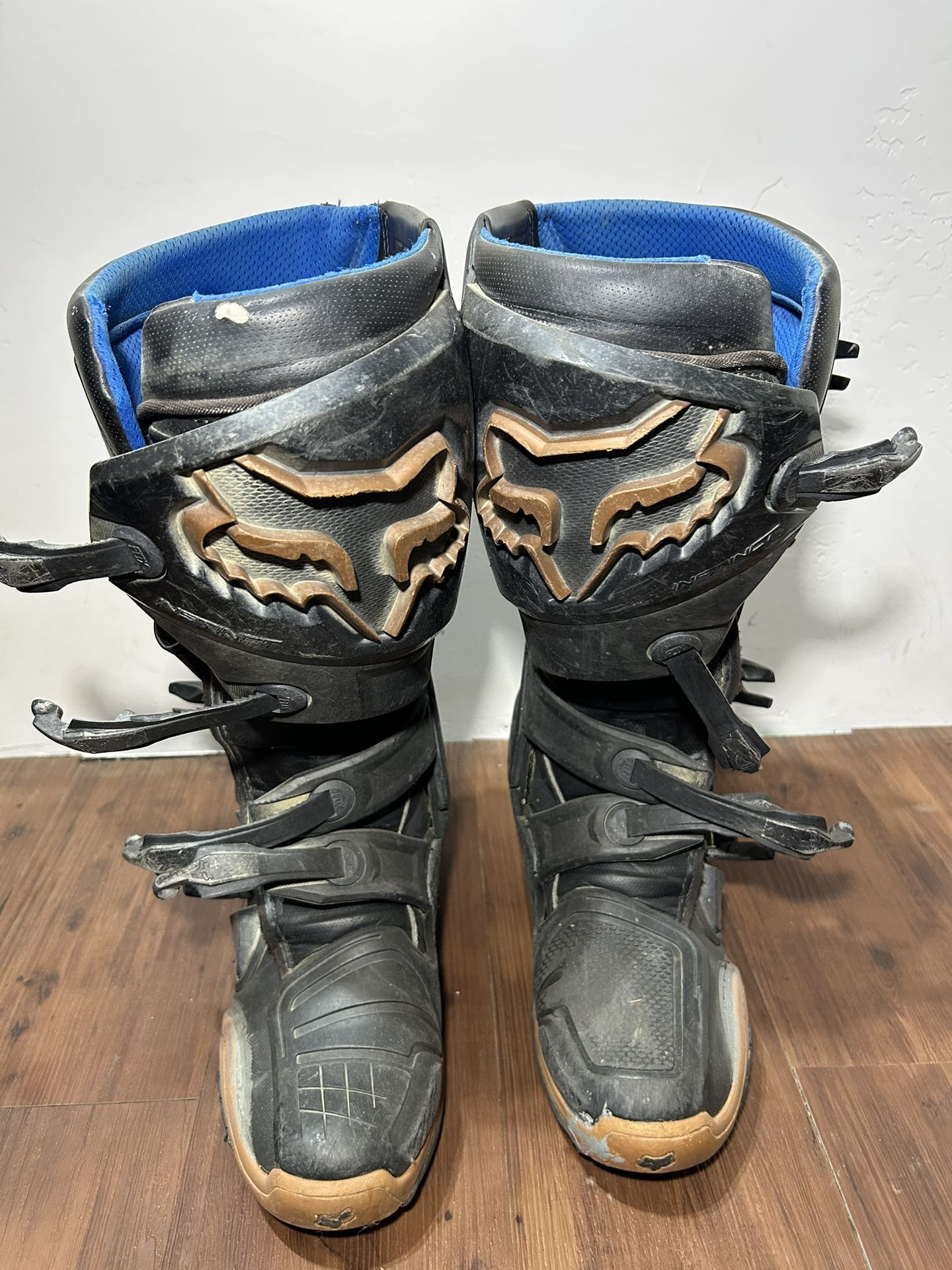 Fox instinct boots – Size 10