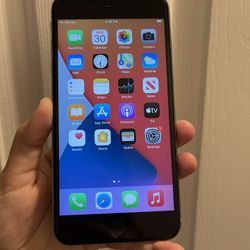 iPhone 6S Plus - 32 GB - Unlocked For Worldwide Use 