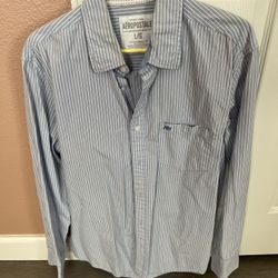 Men’s Shirt Size L 